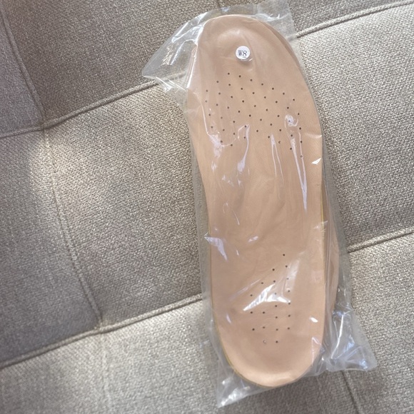 New In Box Deckers X Lab Women’s X-Scape NBK Low Pink - Picture 10 of 10